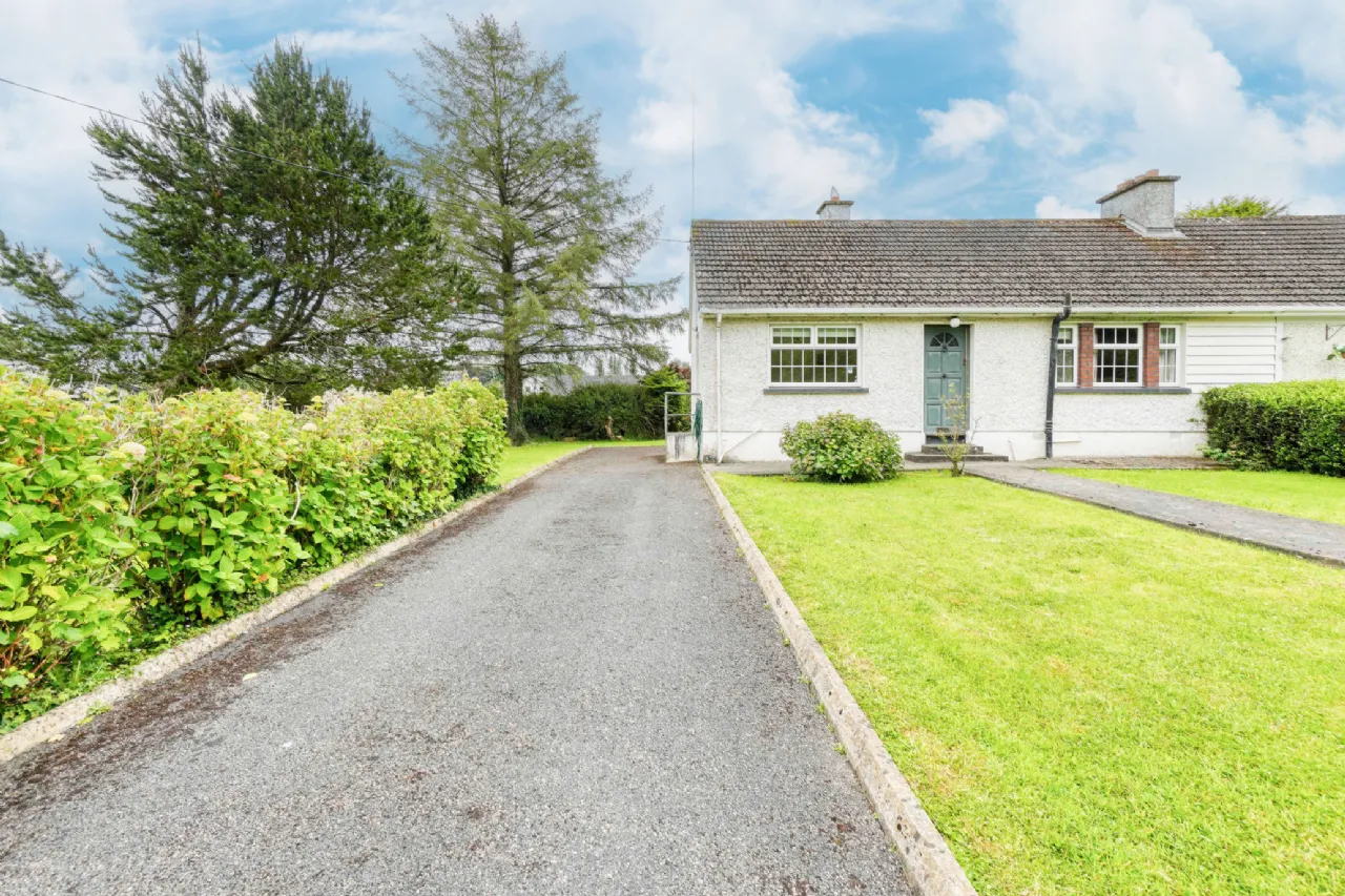 Photo of 6 Saint Patricks Terrace,, Castletown,, Co.Laois, R32 Y0Y7