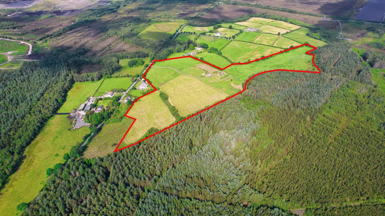 Photo of Blackwood Equestrian Centre, Derrymahon, Timahoe East, Co Kildare, W91 T2T3