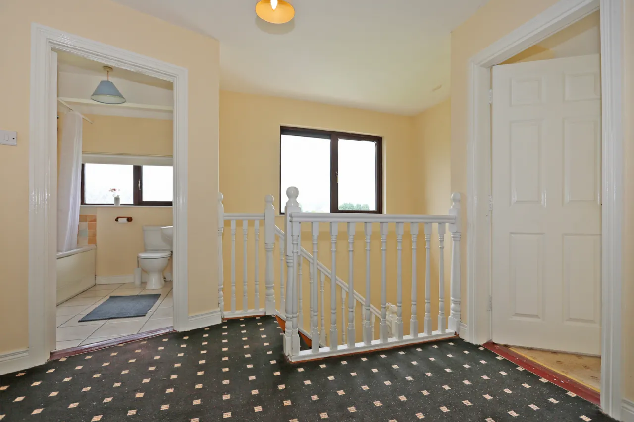 Photo of 44 Dooradoyle Park, Dooradoyle, Limerick, V94 RCY6