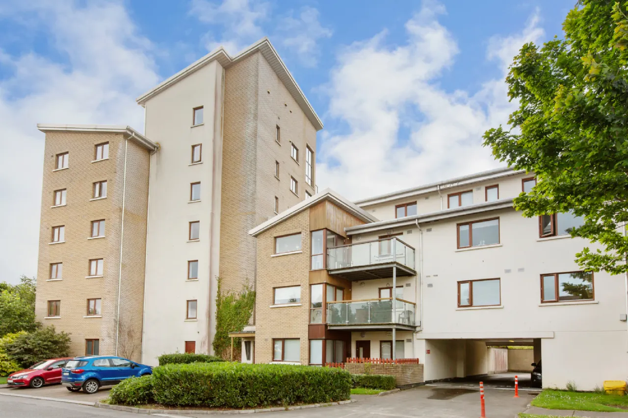 Photo of 10 Hunters Hall, Ballycullen, Dublin 24, D24 R891