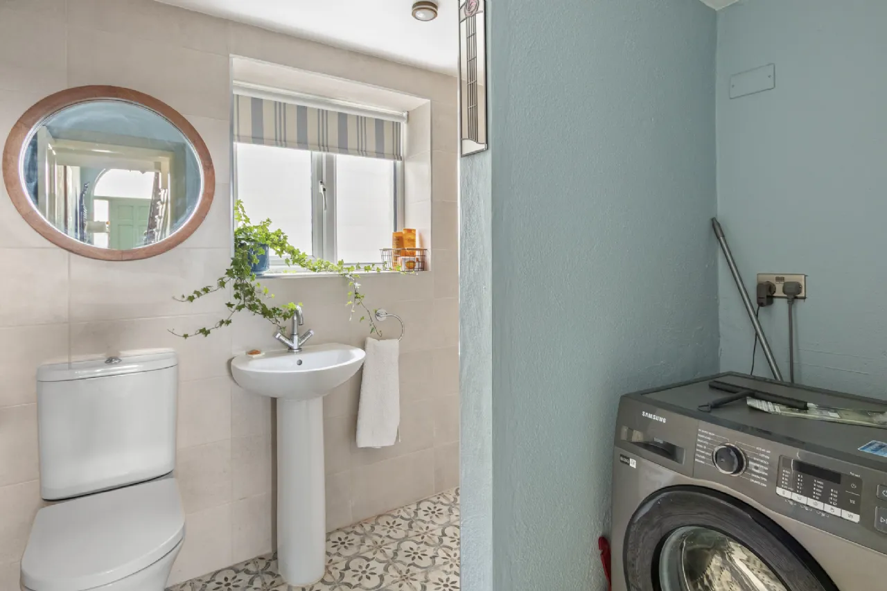 Photo of Old Court, Cullenagh, Courtmacsherry, Co Cork, P72 D821