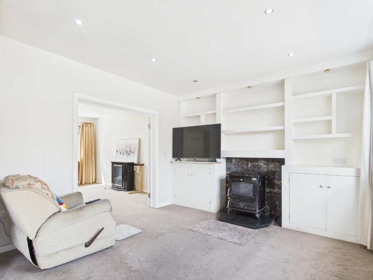 Photo of 18 Willowmere Drive, Thurles, Co. Tipperary, E41 N8X9