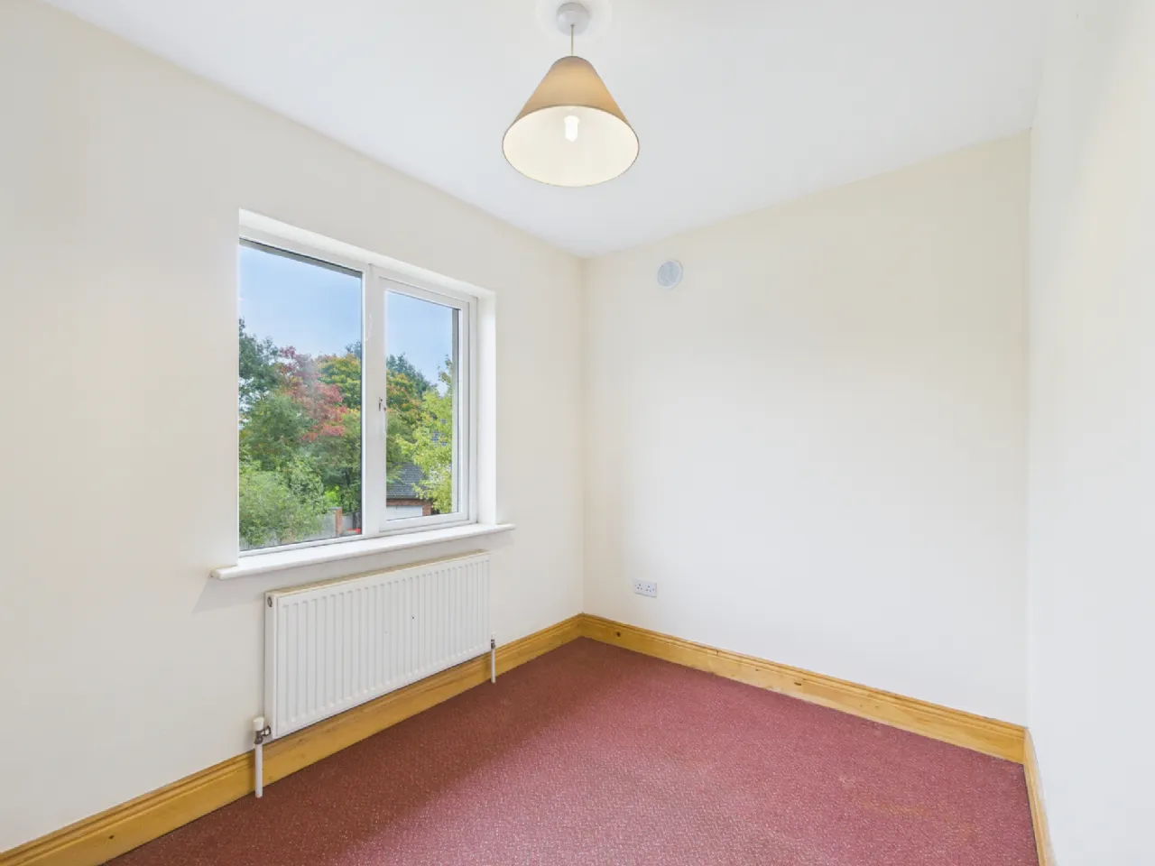 Photo of 80 Cluain Glas, Thurles, Co. Tipperary, E41 V4F4