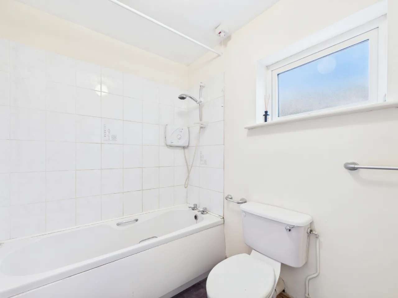 Photo of 80 Cluain Glas, Thurles, Co. Tipperary, E41 V4F4