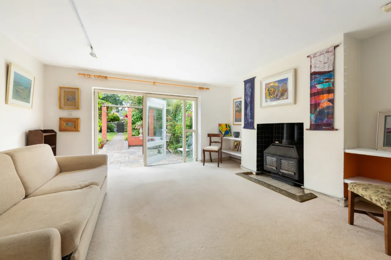 Photo of 87 Strand Road, Sandymount, Dublin 4, D04 P4V8