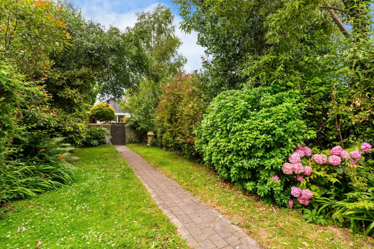 Photo of 87 Strand Road, Sandymount, Dublin 4, D04 P4V8