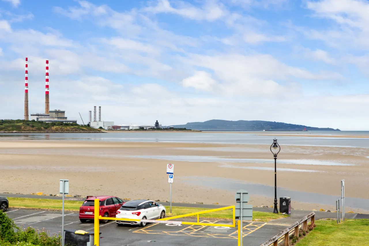 Photo of 87 Strand Road, Sandymount, Dublin 4, D04 P4V8