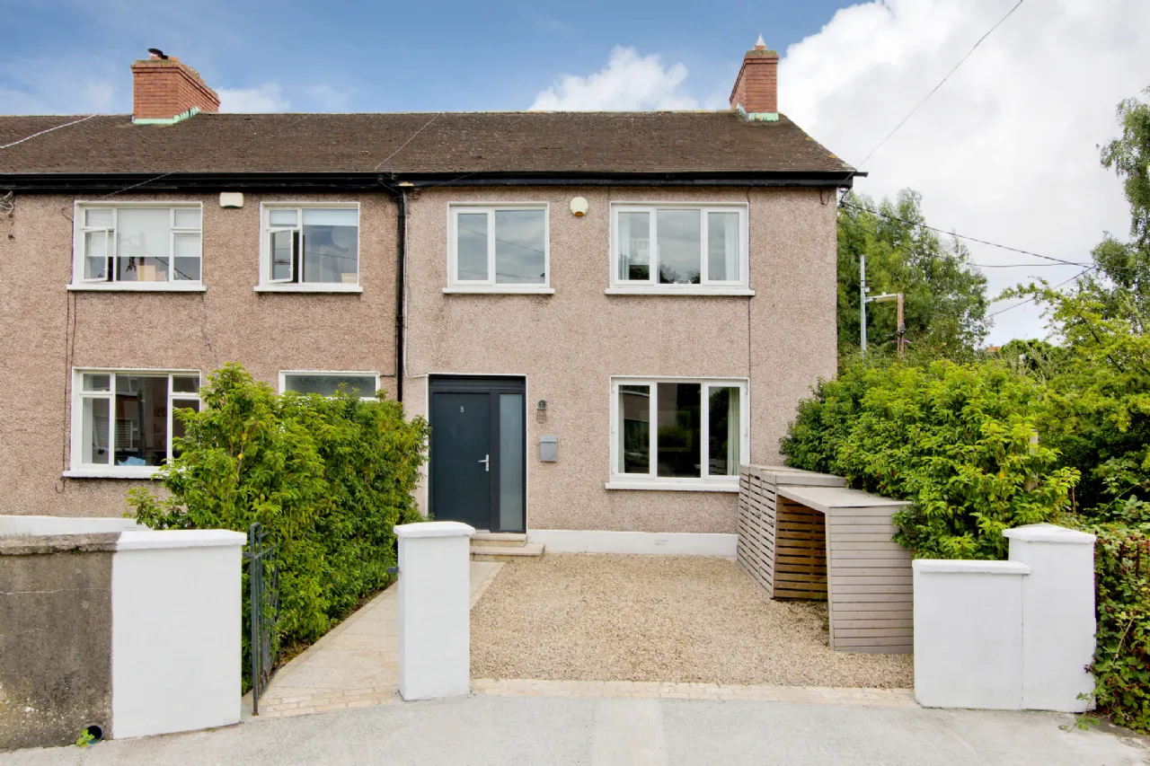 Photo of 8 Beach Avenue, Sandymount, Dublin 4, D04 KD26