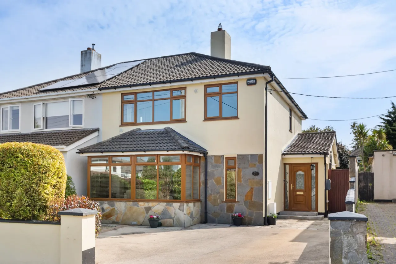 Photo of 31 The Avenue, Woodpark, Ballinteer, Dublin 16, D16 R680