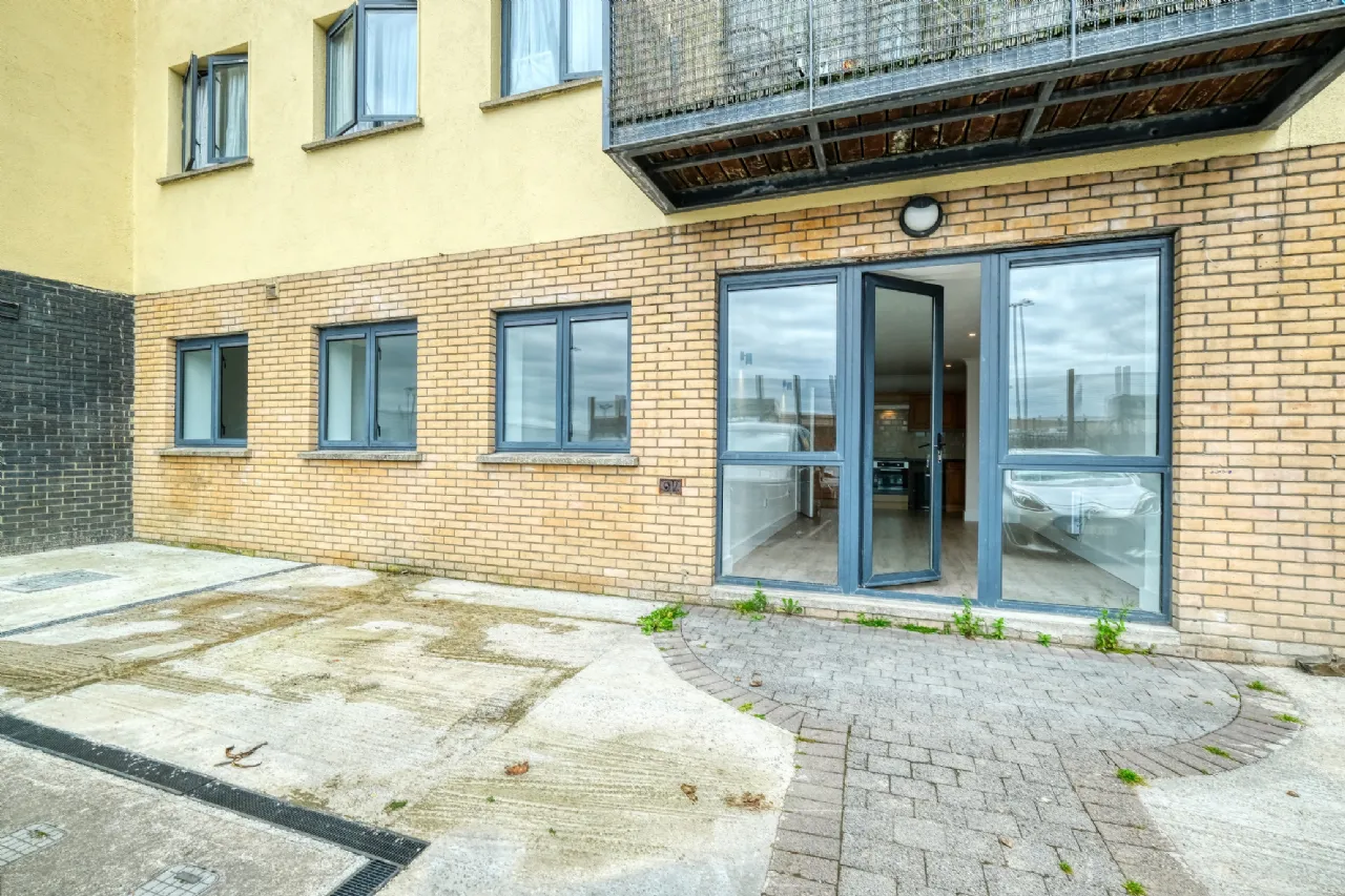 Photo of 5 Harbour Point, Market Square, Longford, N39 W520