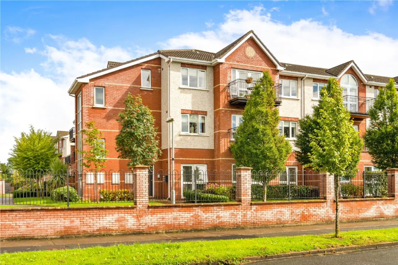 Photo of 27 Fforster Square, Lucan, Co Dublin