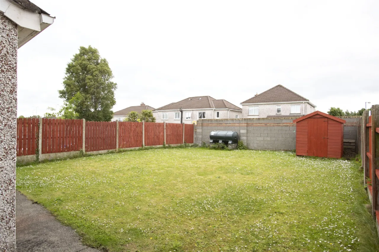 Photo of 25 The Crescent, Lakepoint, Mullingar, Co. Westmeath, N91H6P0