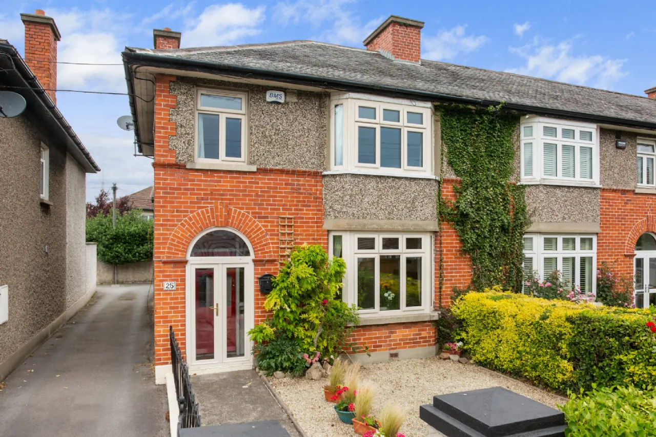 Photo of 25 Templeogue Road, Terenure, Dublin 6W, D6W HD72