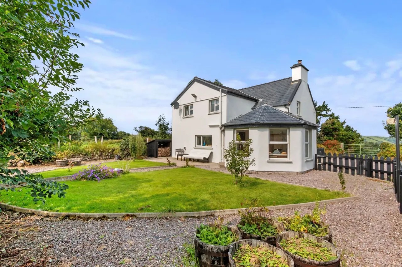 Photo of Lisnagoth Cottage, Canfie, Ardgroom, Co Cork, P75 KR94