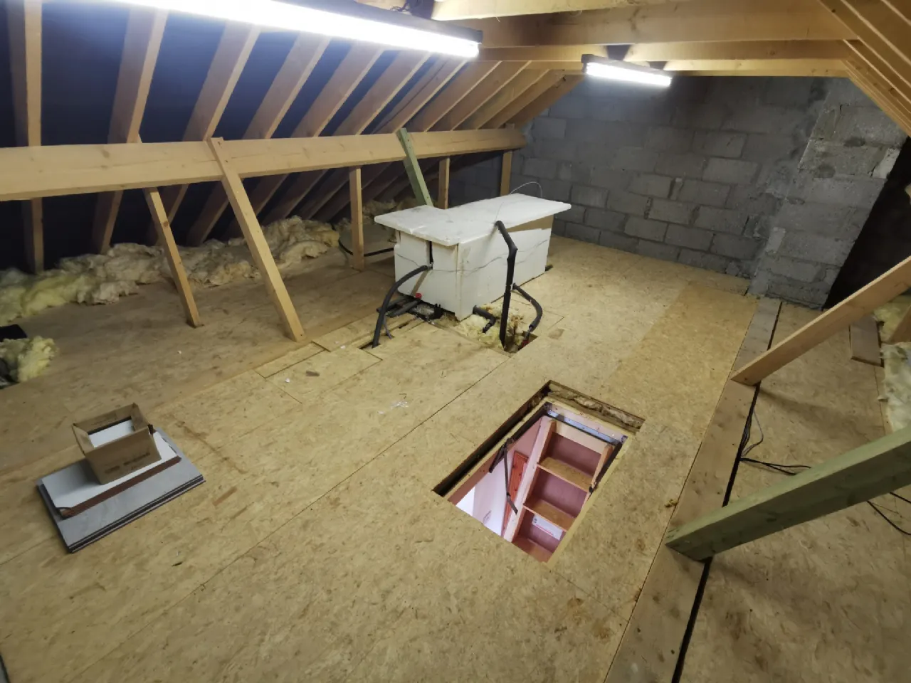 Photo of 32 Black Oak Rise, Barrack Hill, Newport, F28 VN27