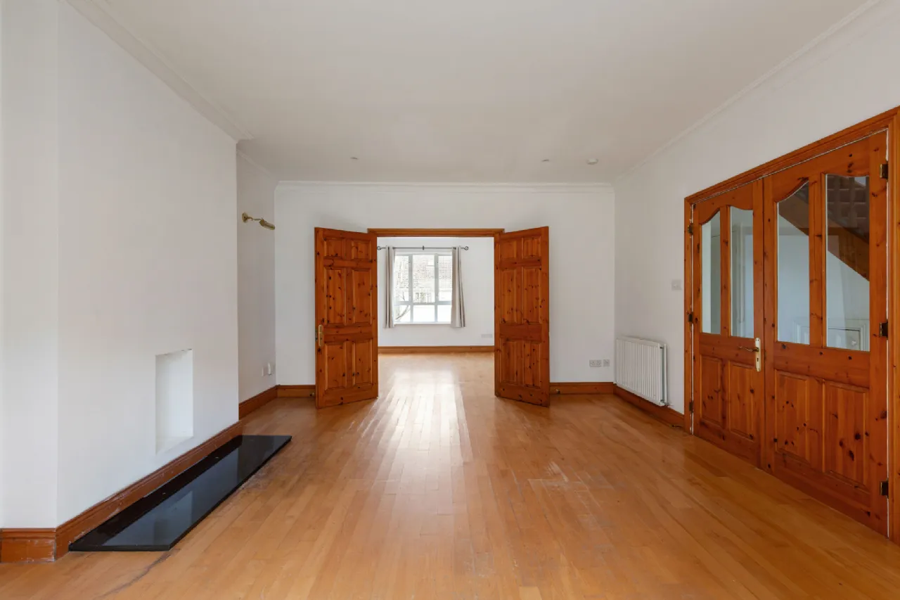 Photo of 53 Holmwood, Cabinteely, Dublin 18, D18 P9X0