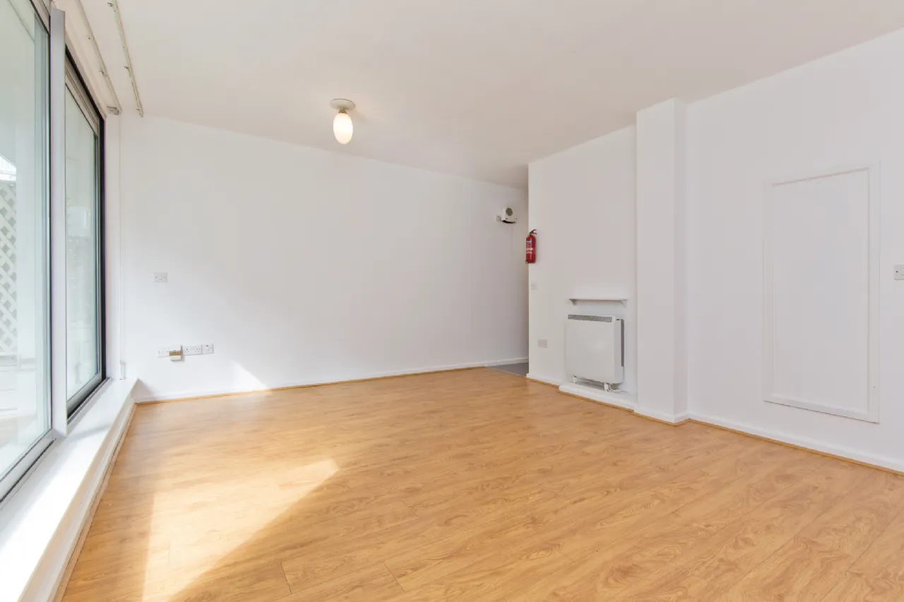 Photo of 8 Block E, The Moorings, Fitzwilliam Quay, Dublin 4, D04 KA99