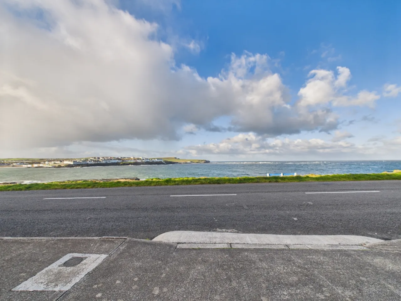 Photo of 6 George's Head, Golf Links Road, Kilkee, Co. Clare, V15 FD79
