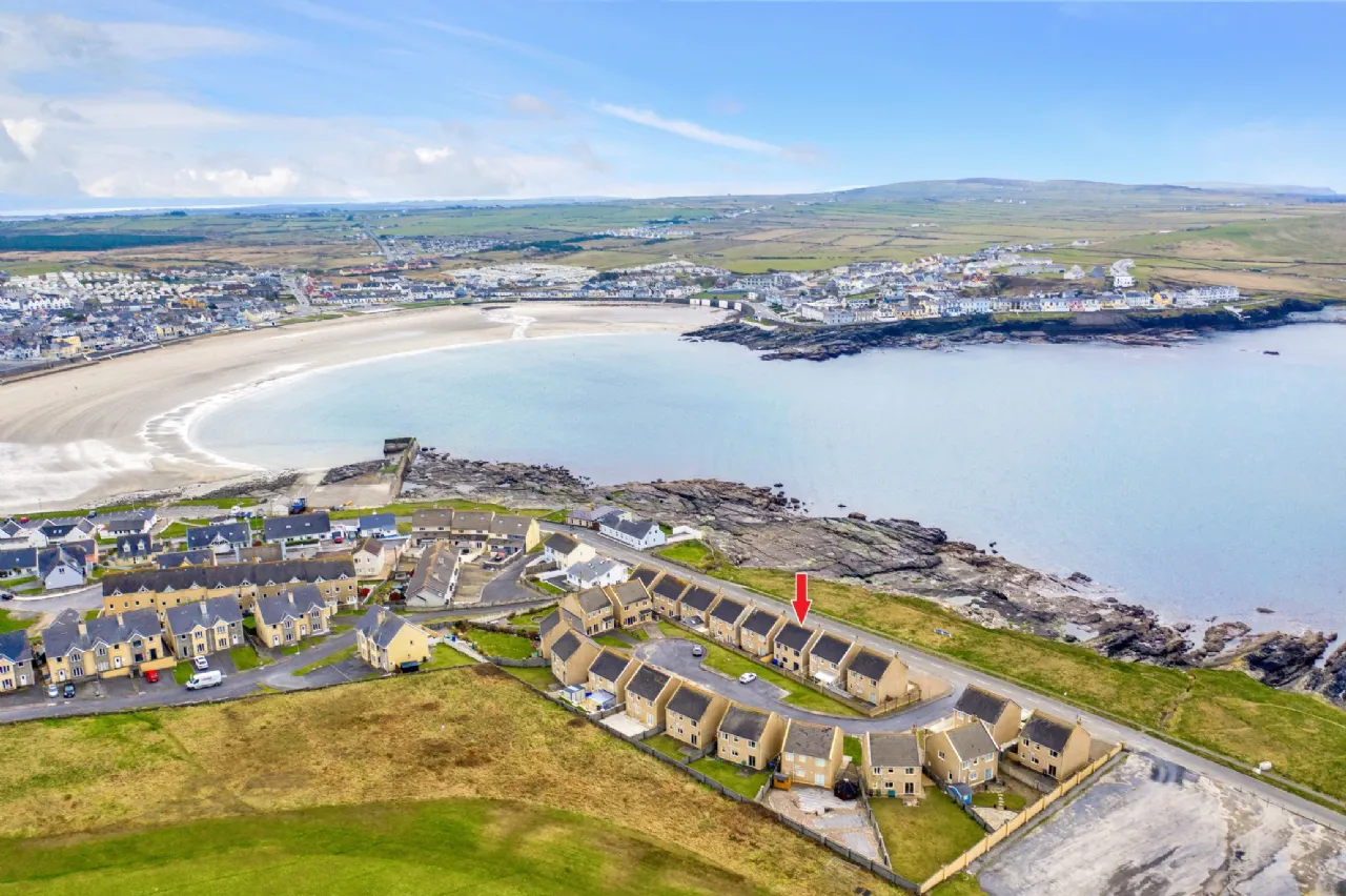 Photo of 6 George's Head, Golf Links Road, Kilkee, Co. Clare, V15 FD79