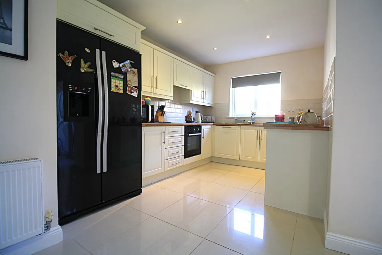 Photo of 72 Browneshill Wood, Browneshill Road, Carlow Town, Carlow, R93 R6C4