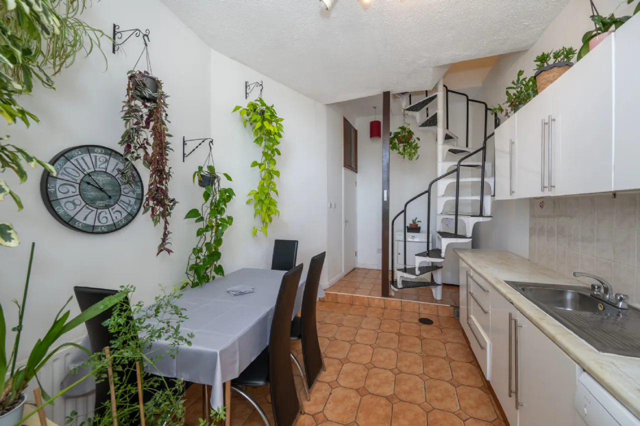 Photo of 13 Sundays Well Road, Sundays Well, Cork, T23 FHW1