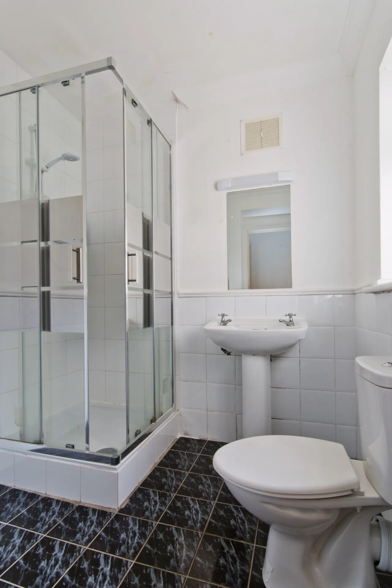 Photo of APT 1, APT 2 & APT 3, 8 High Road, Kilmainham Lane, Kilmainham, Dublin 8, D08 X9KN