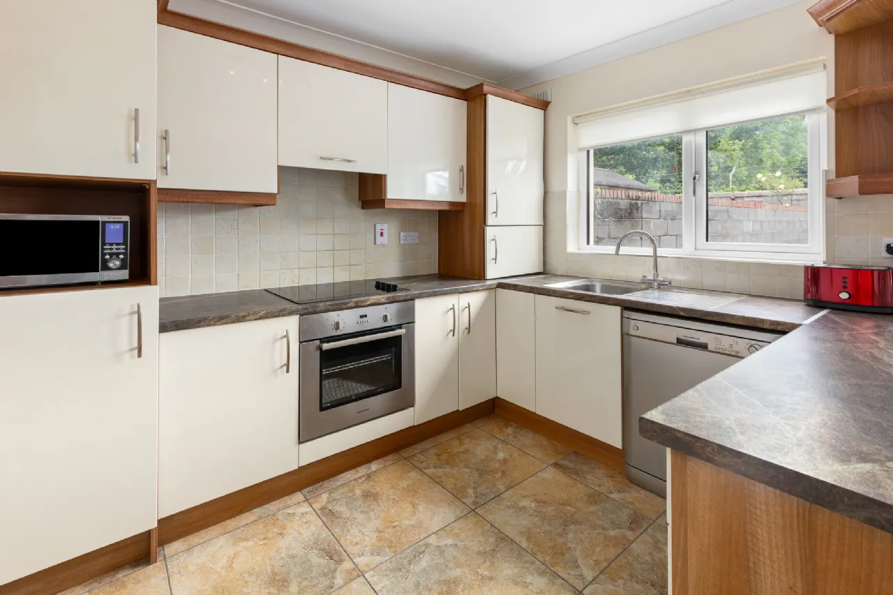 Photo of 9 Pine Hurst, Cabra, Dublin 7, D07 R5X9