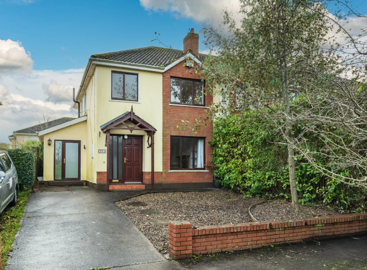 Photo of 251 Oakfield Park,, Naas,, Co. Kildare, W91 Y00D