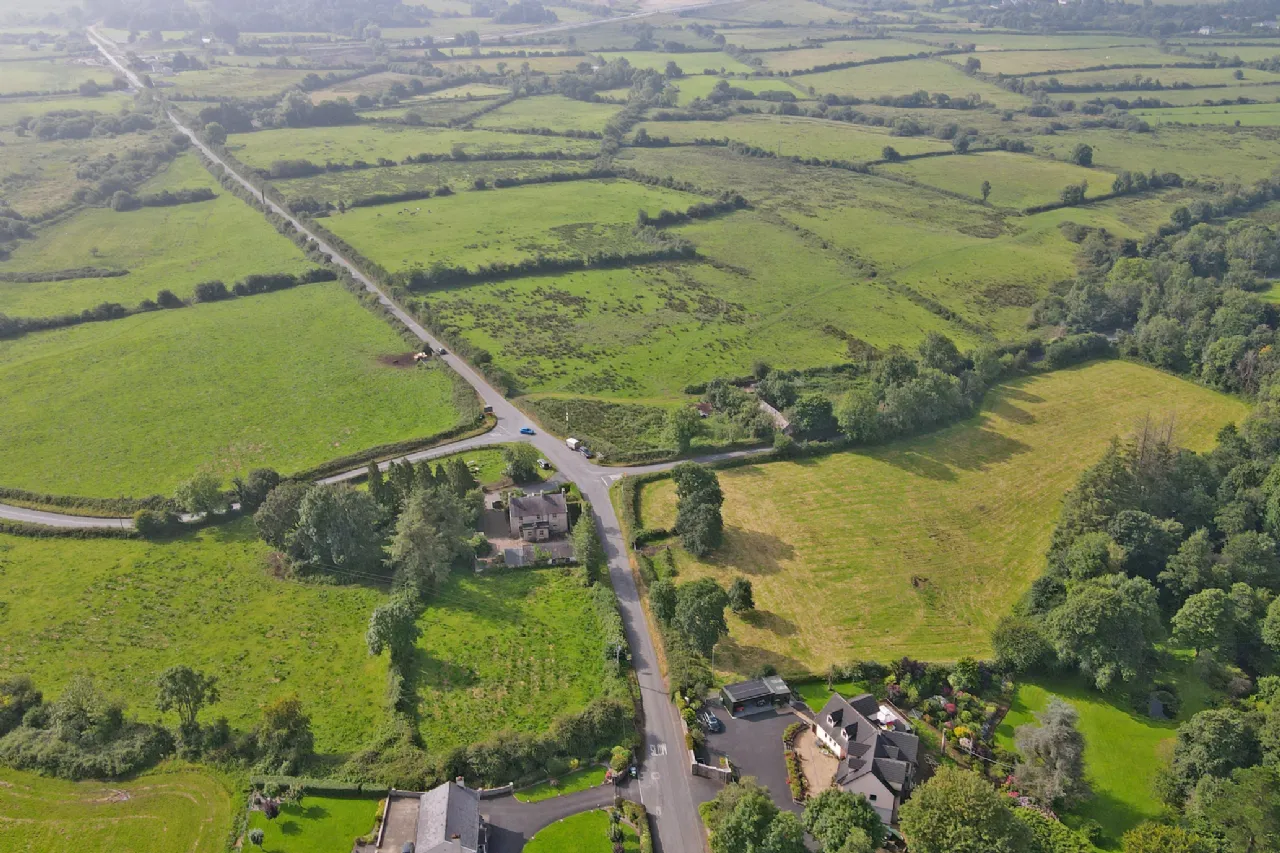 Photo of Brennan's Cross, Gortgarraun, Meelick, Co. Clare, V94E1C5