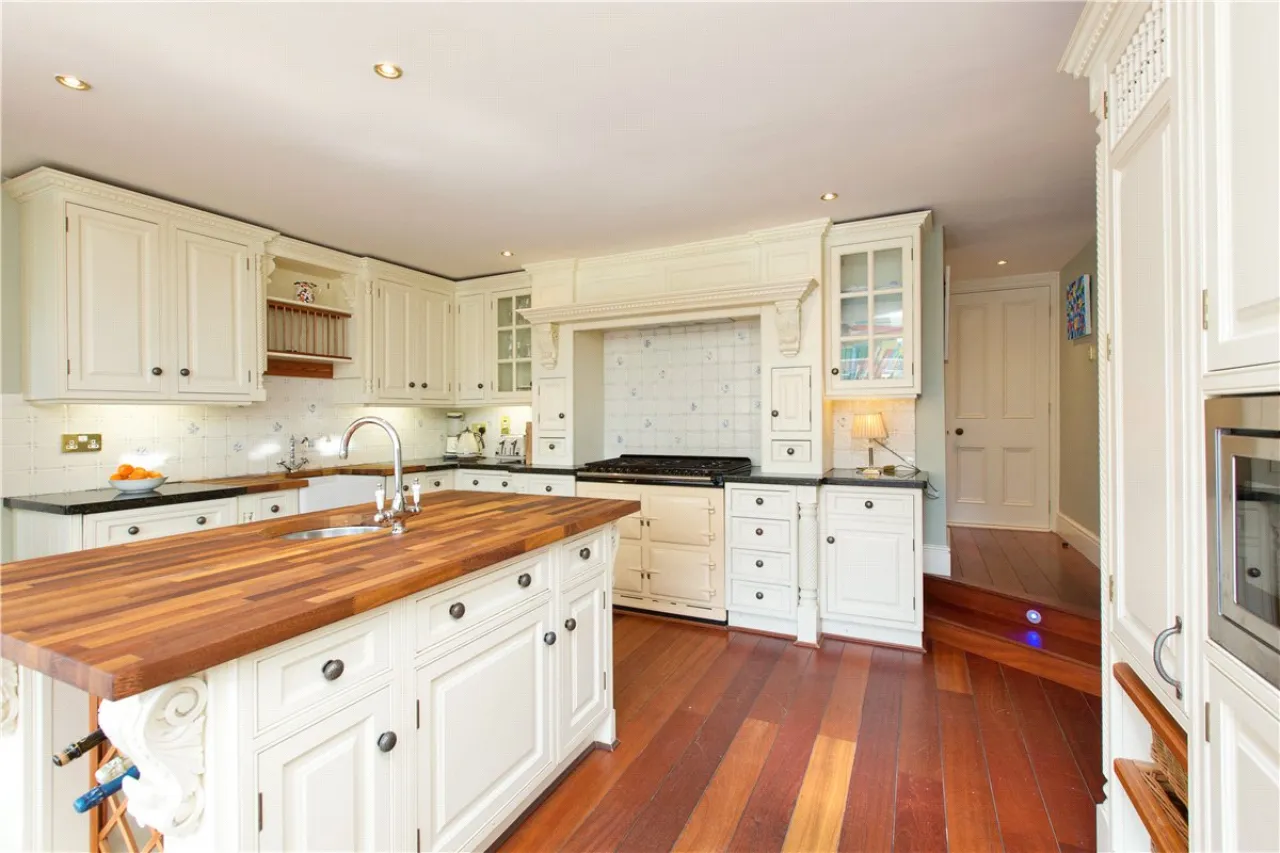 Photo of Coolmanagh, 81 Coliemore Road, Dalkey, Co Dublin