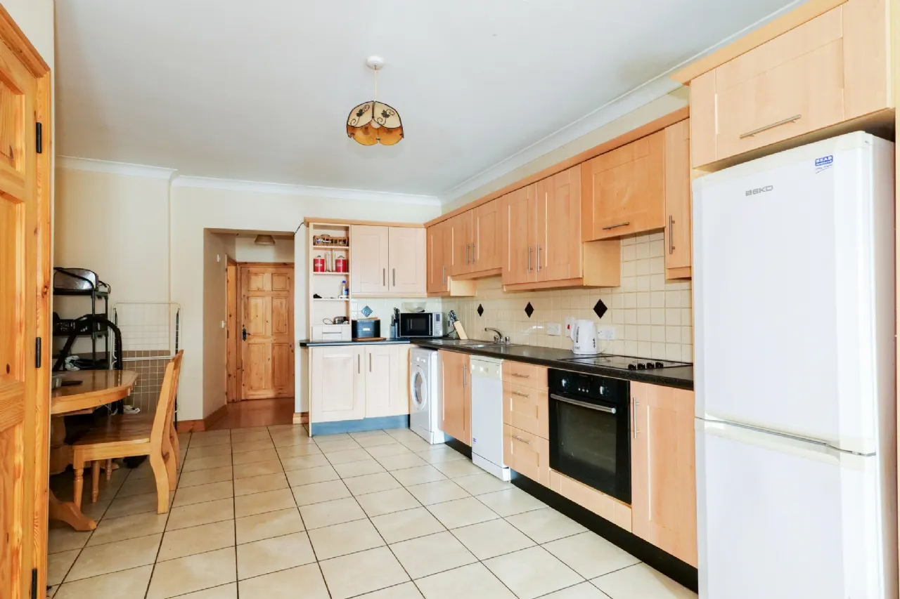 Photo of Londis, Church Street, Glenamaddy, Co. Galway, F45CD85