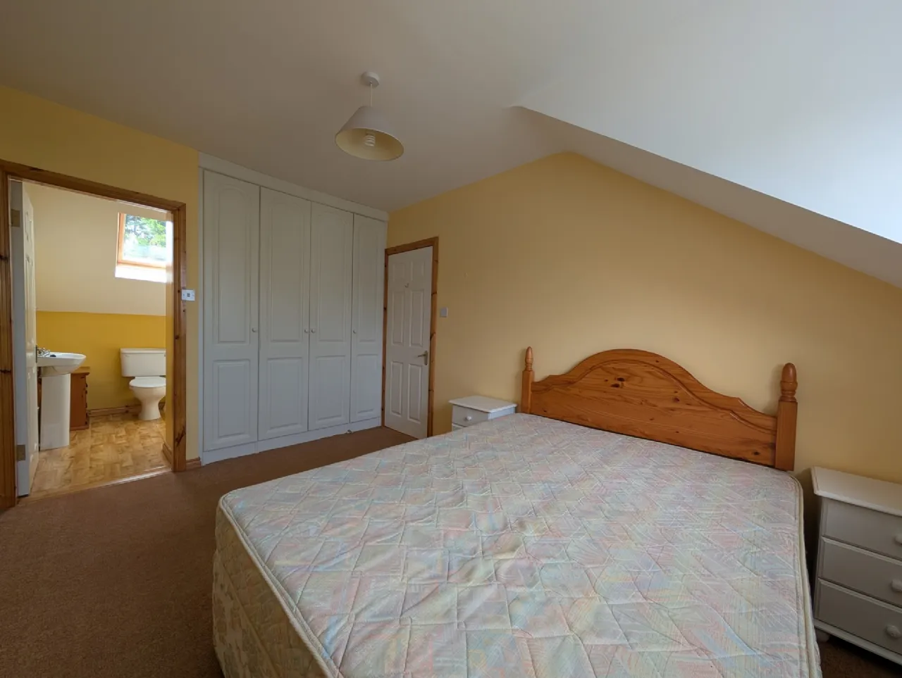 Photo of 2 Chapel Row, Swinford, Co Mayo, F12HR26