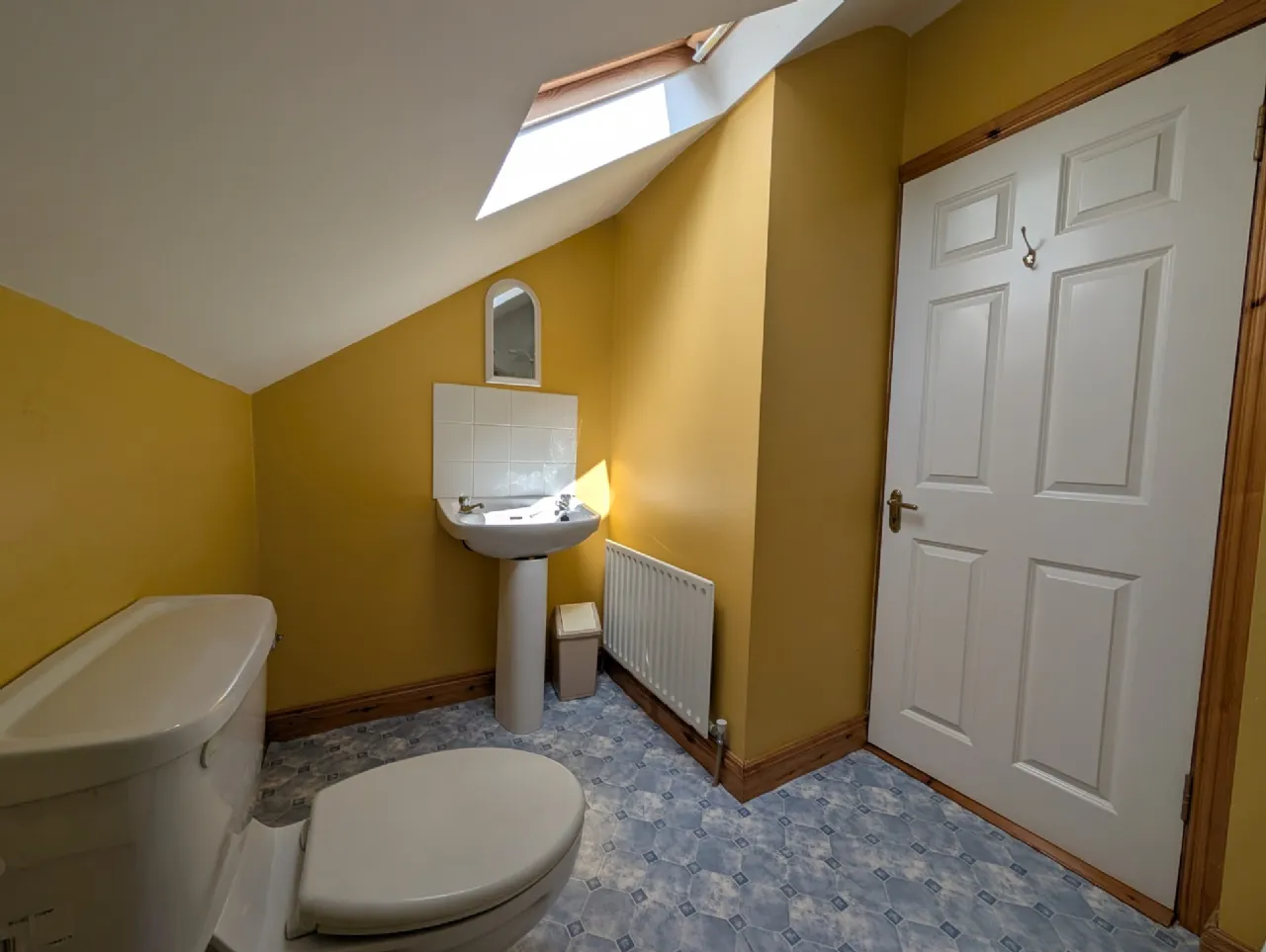 Photo of 2 Chapel Row, Swinford, Co Mayo, F12HR26