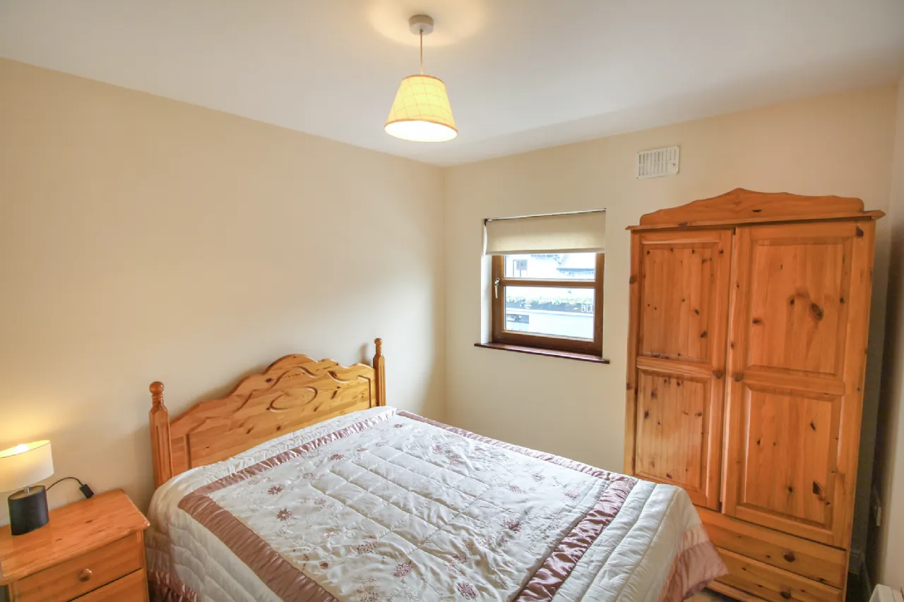 Photo of 4 Canal Side, Leitrim Village, Carrick-On-Shannon, Co. Leitrim, N41 E336