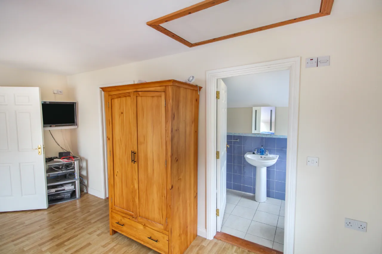 Photo of 4 Canal Side, Leitrim Village, Carrick-On-Shannon, Co. Leitrim, N41 E336