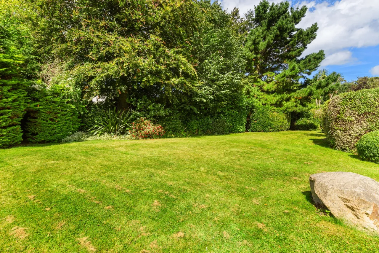 Photo of Errol, 8 Cenacle Grove, Killiney, Co Dublin, A96 AD71