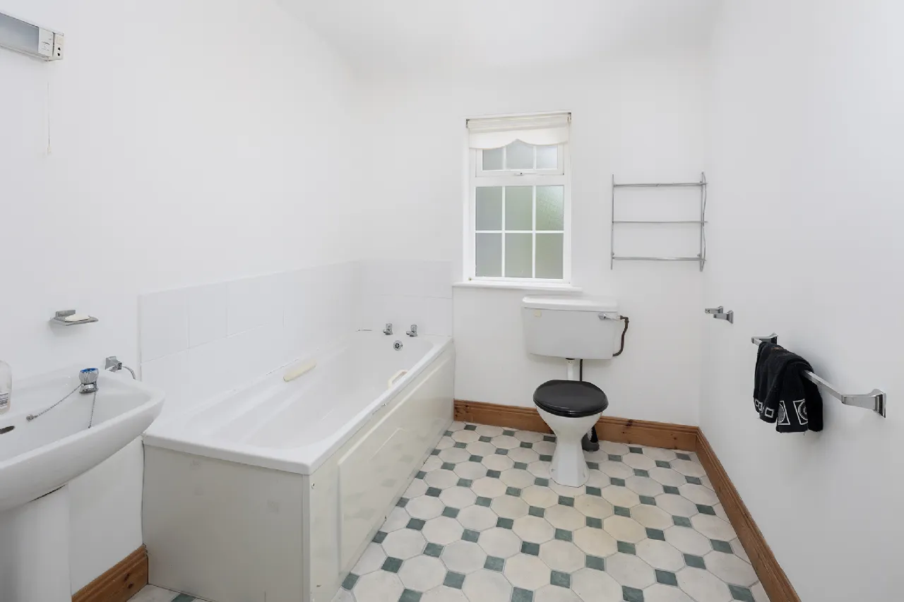 Photo of Gearagh Road, Ballinacurra, Midleton, Co. Cork, P25 YK09