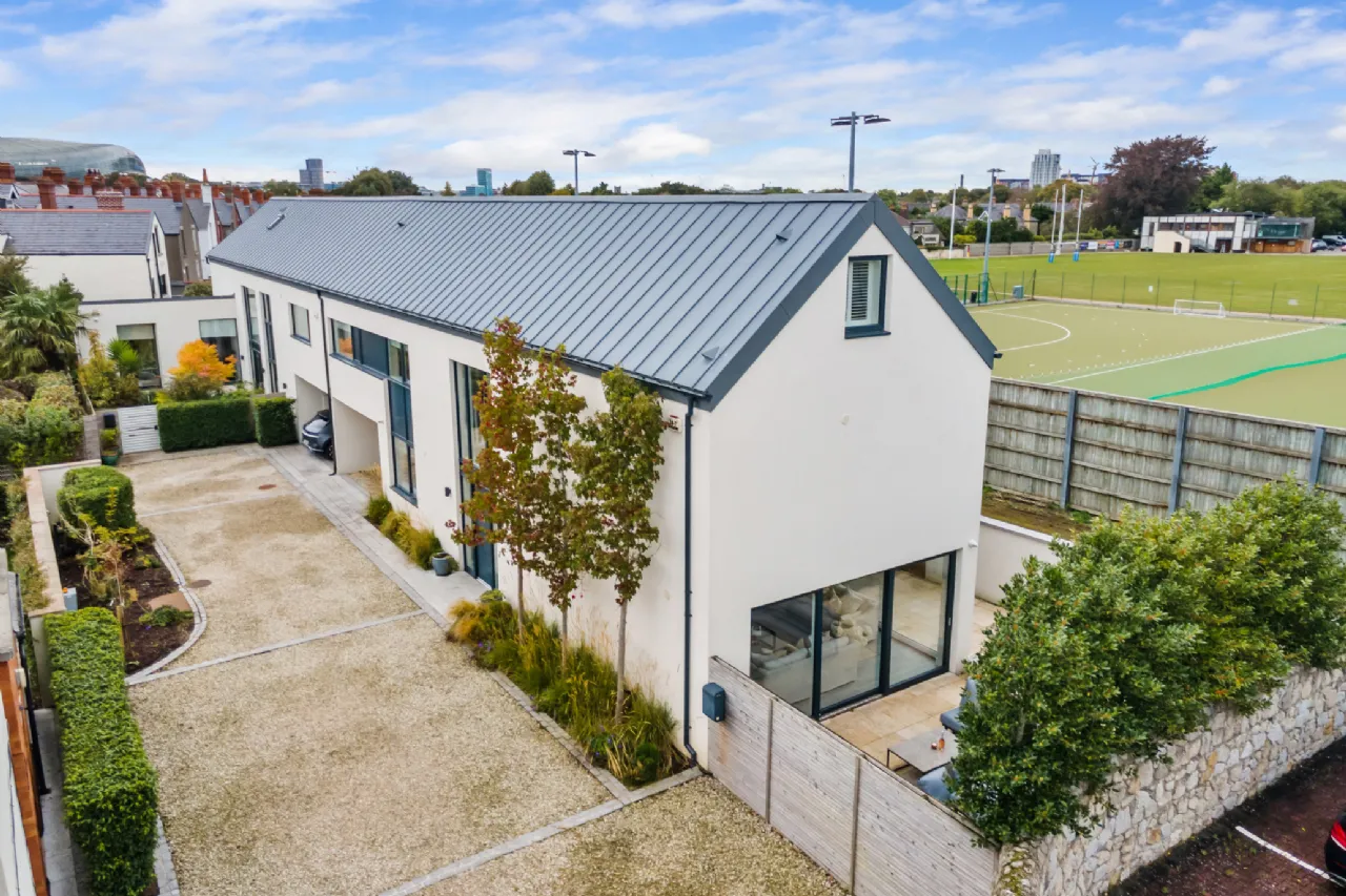 Photo of Orchard Lodge, Holyrood Park, Sandymount, Dublin 4, D04 C3F9