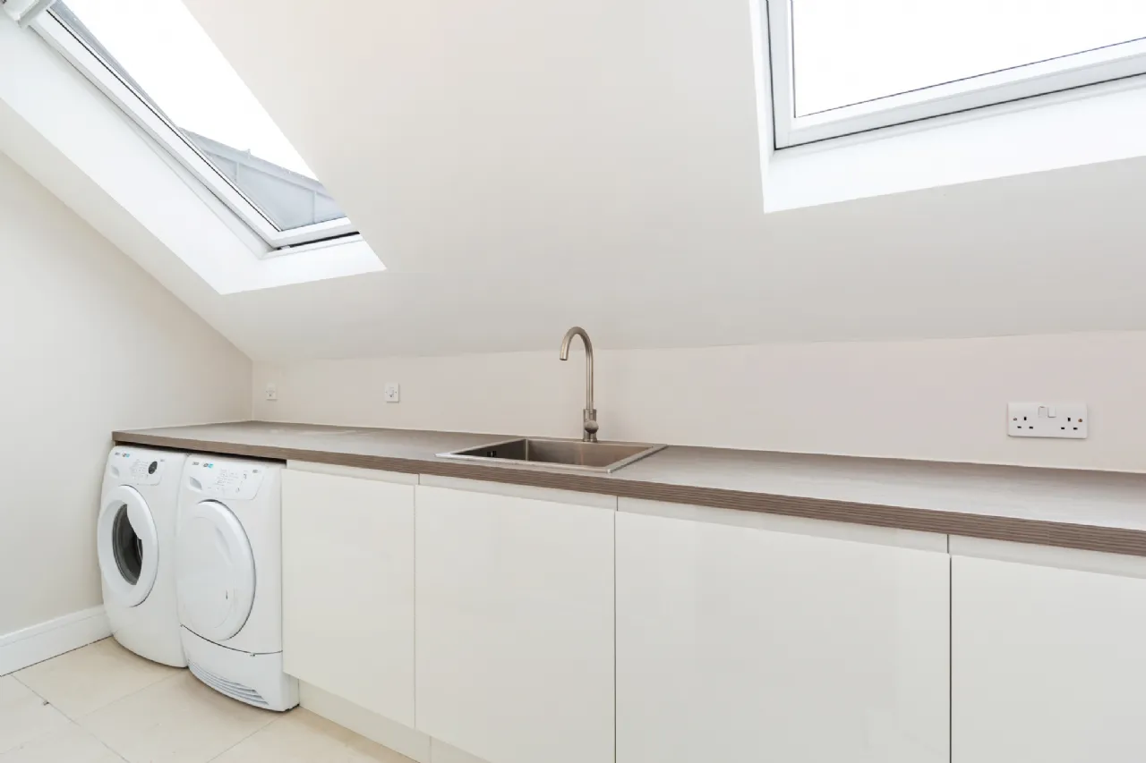 Photo of Orchard Lodge, Holyrood Park, Sandymount, Dublin 4, D04 C3F9