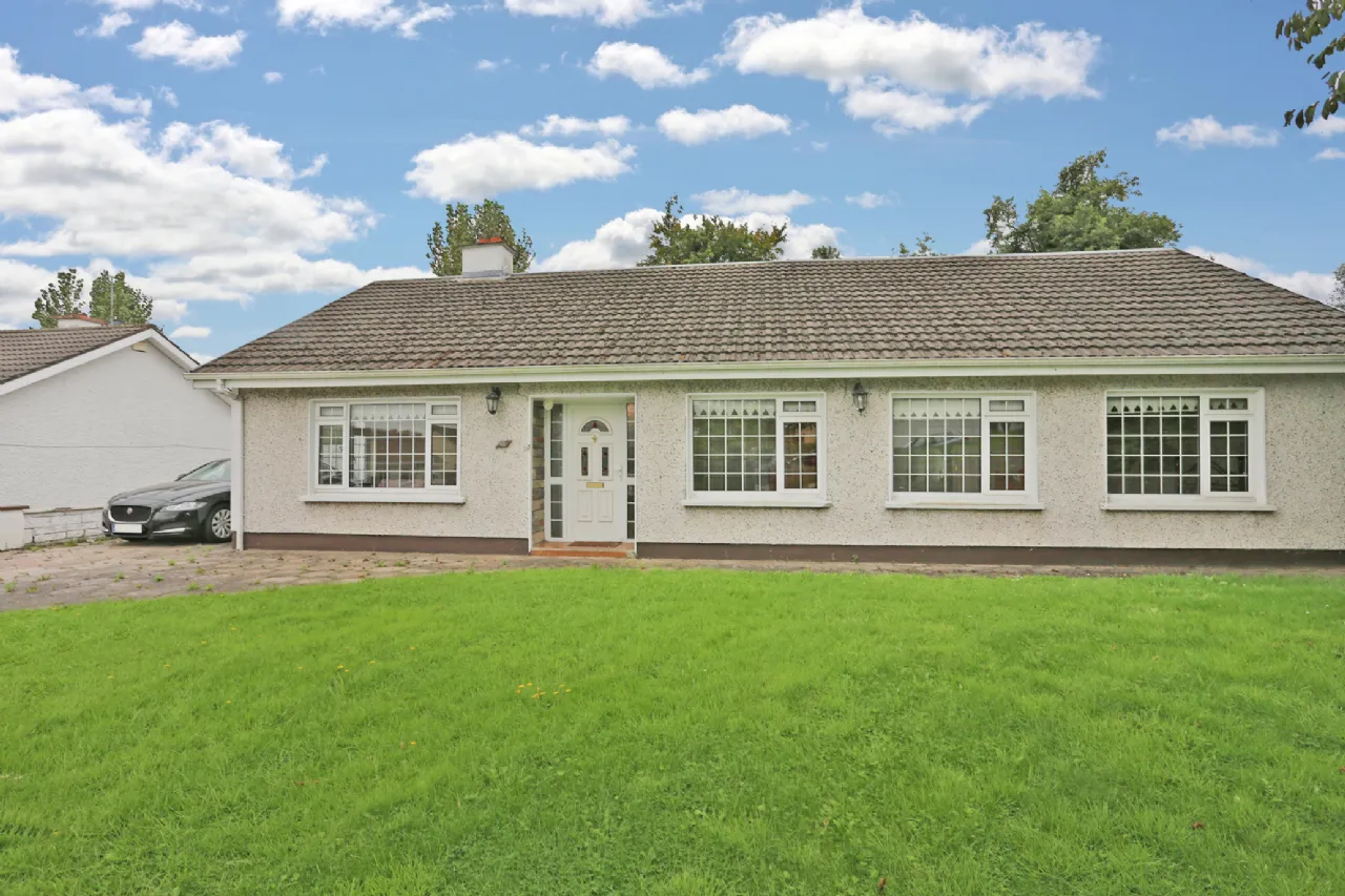 Photo of 61 Tullyvarraga Court, Shannon, Clare, V14 N265