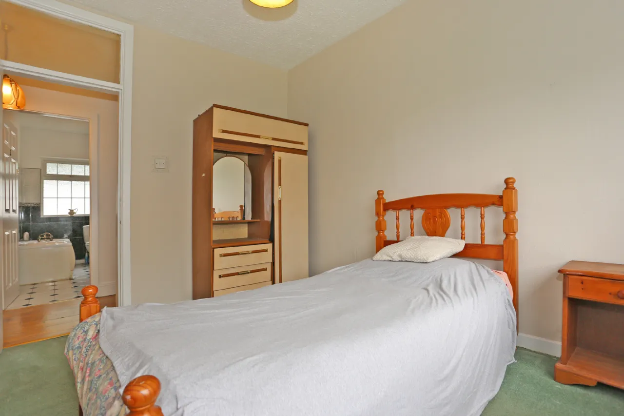 Photo of 61 Tullyvarraga Court, Shannon, Clare, V14 N265