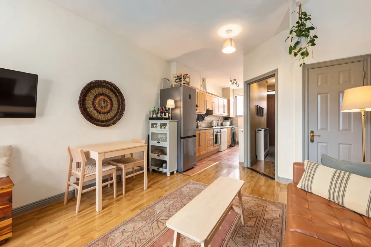 Photo of 17 Fernley Court, Long Lane, Dublin 8, D08 R8P7