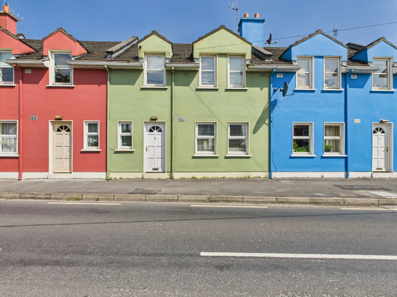 Photo of 2 Living Village, Mountshannon, Co. Clare, V94 P7K8