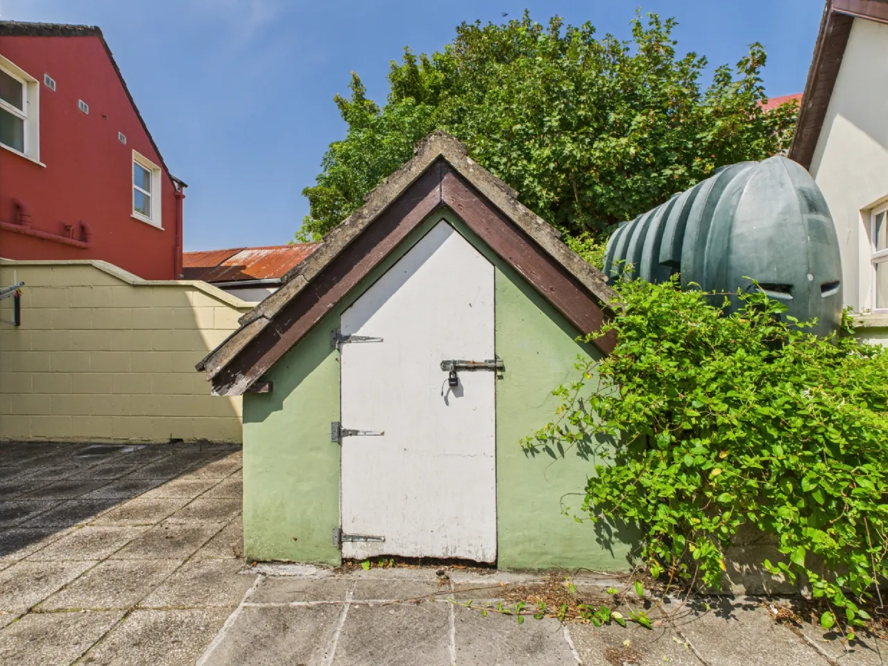 Photo of 2 Living Village, Mountshannon, Co. Clare, V94 P7K8