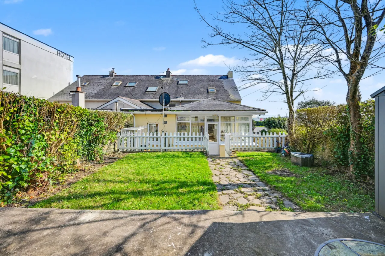 Photo of Atlantic Breeze, 2 Lower Branch Road, Tramore, Co. Waterford, X91TY86