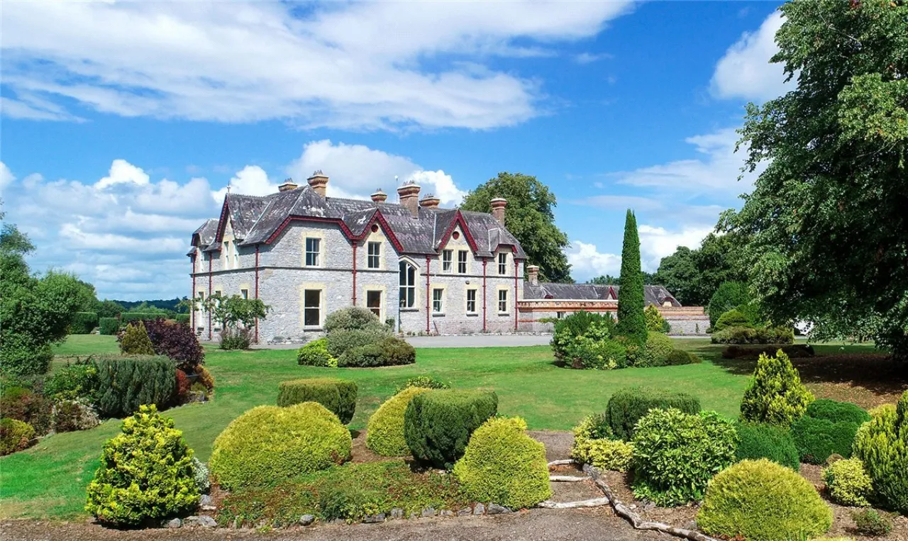 Photo of Kilteelagh House, Dromineer, County Tipperary, 76KM