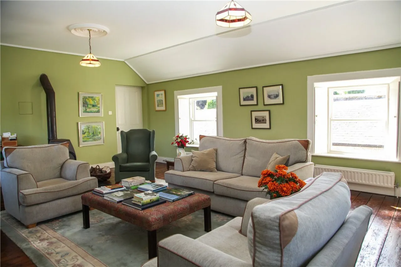 Photo of Kilteelagh House, Dromineer, County Tipperary, 76KM