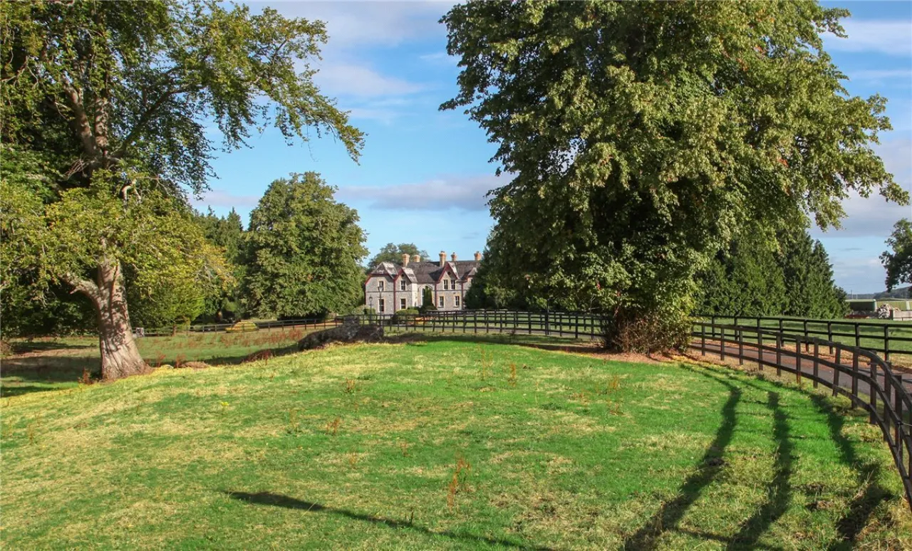 Photo of Kilteelagh House, Dromineer, County Tipperary, 76KM