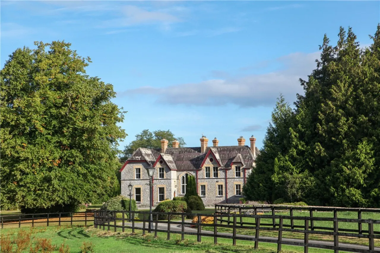 Photo of Kilteelagh House, Dromineer, County Tipperary, 76KM