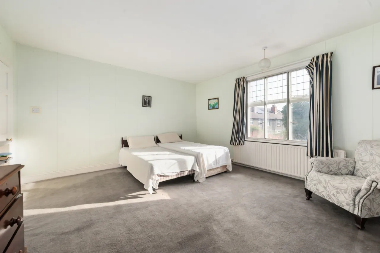 Photo of 15 Rathdown Park, Terenure, Dublin 6w, D6W EK75